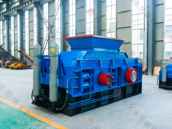 碳材料(liao)破碎機