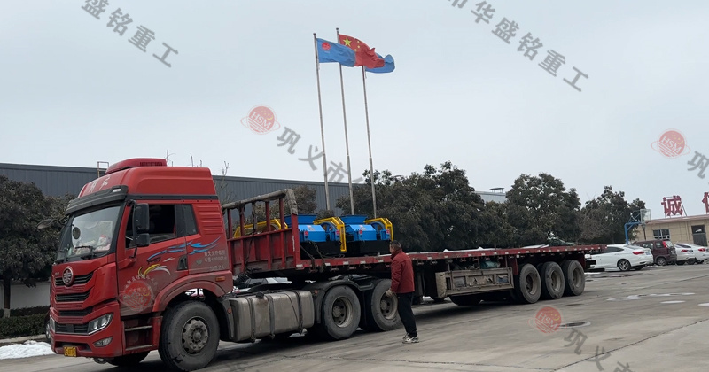 華(hua)盛銘的齒輥(gun)破碎機(ji)處理(li)石(shi)英石砂(sha)率(lv)如(ru)何？