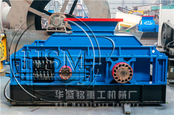 液(ye)壓對輥(gun)破(po)碎(sui)機(ji)
